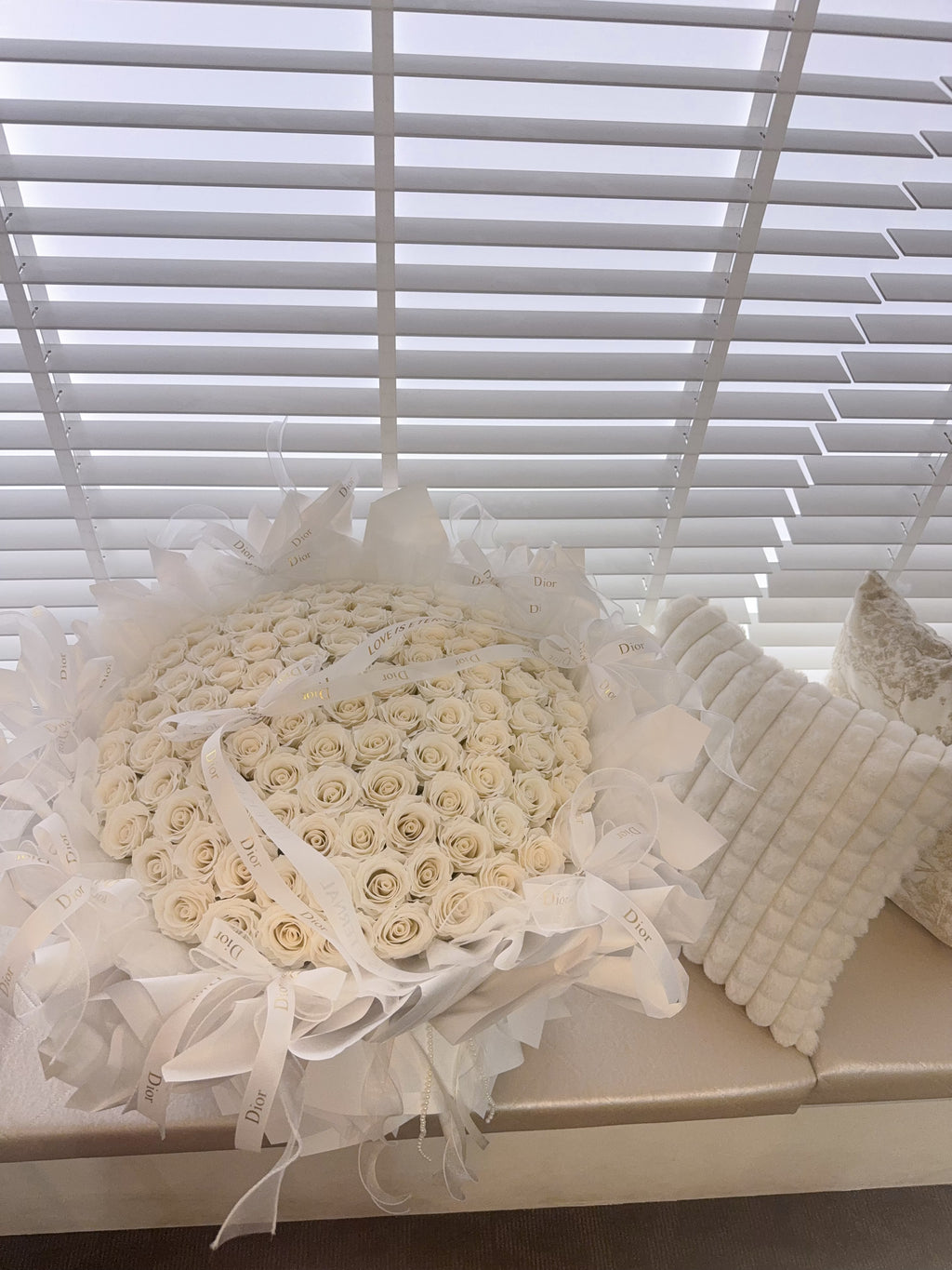 Pearl White Roses