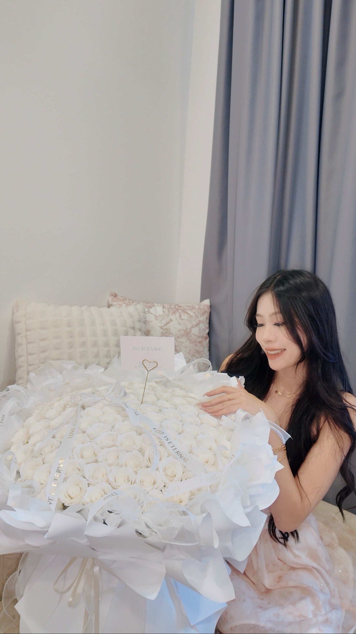 Pearl White Roses